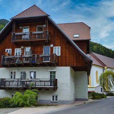 Grassegger Appartementhaus Sankt Johann am Tauern المظهر الخارجي الصورة