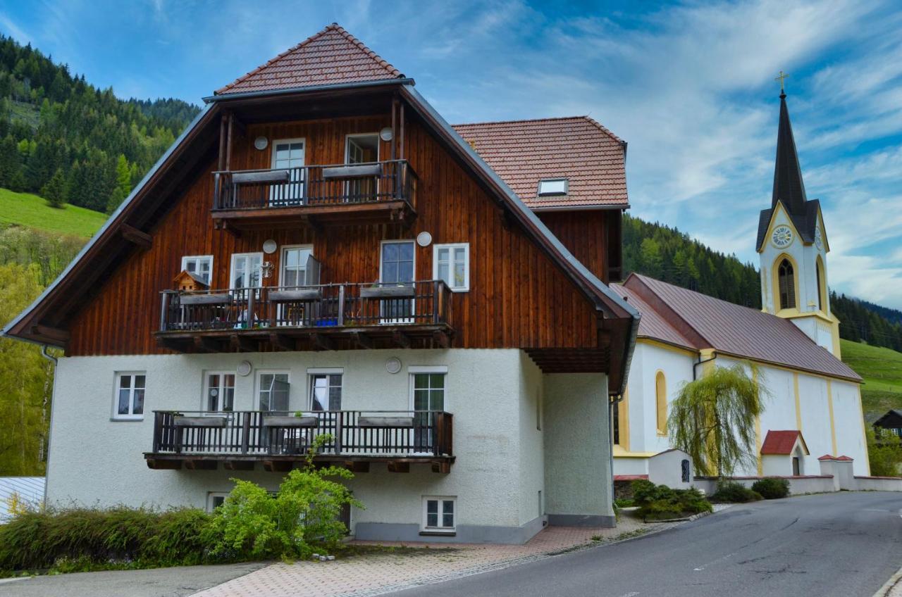 Grassegger Appartementhaus Sankt Johann am Tauern المظهر الخارجي الصورة