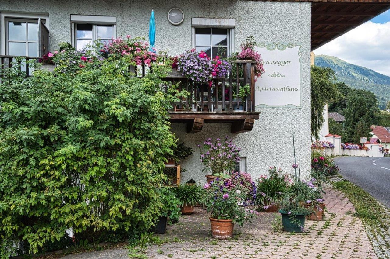 Grassegger Appartementhaus Sankt Johann am Tauern المظهر الخارجي الصورة